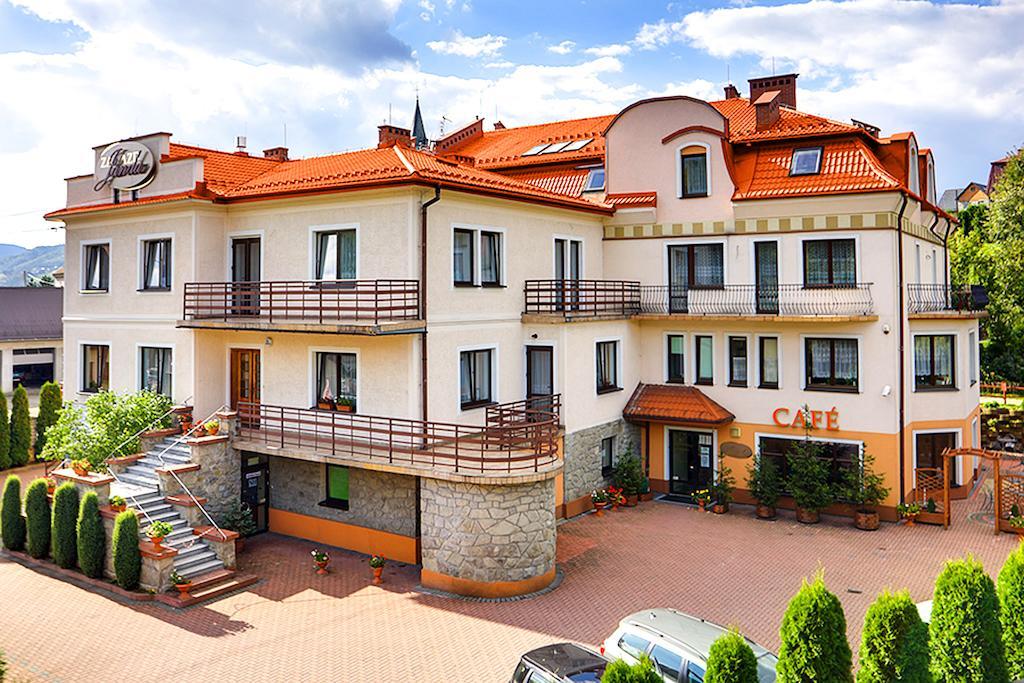 Janda Resort & Conference Mszana Dolna Exterior photo